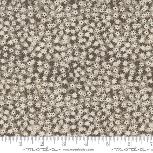 Bee Garden | Silver 48417 19 | by Gingiber | for Moda