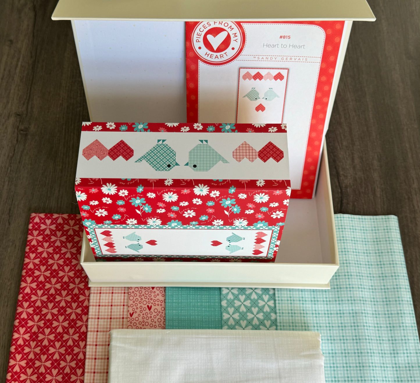 You & Me Heart to aheart Runner Kit by Sandy Gervais : Riley Blake
